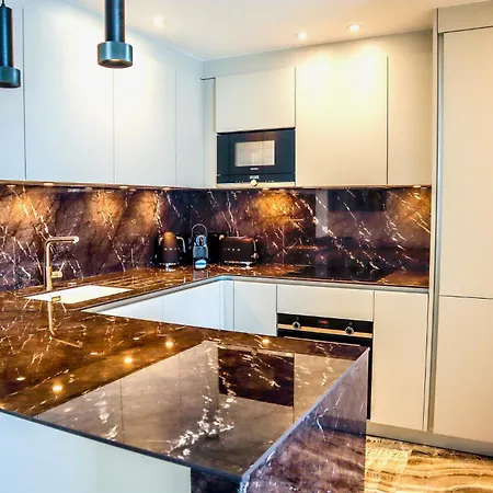 Palais Miramar 65 Bd De La Croisette Apartmán *